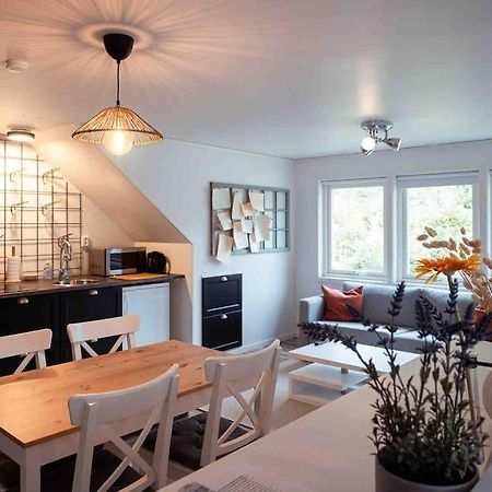 A Lovely Bright Apartment With It'S Own Entrance Kungsbacka Exterior photo