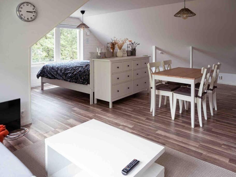 A Lovely Bright Apartment With It'S Own Entrance Kungsbacka Exterior photo